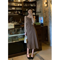 批发实拍 大码女装春<b class='q'>秋</b>辣妹连衣裙女新款高级感系带显瘦A字辣妹长