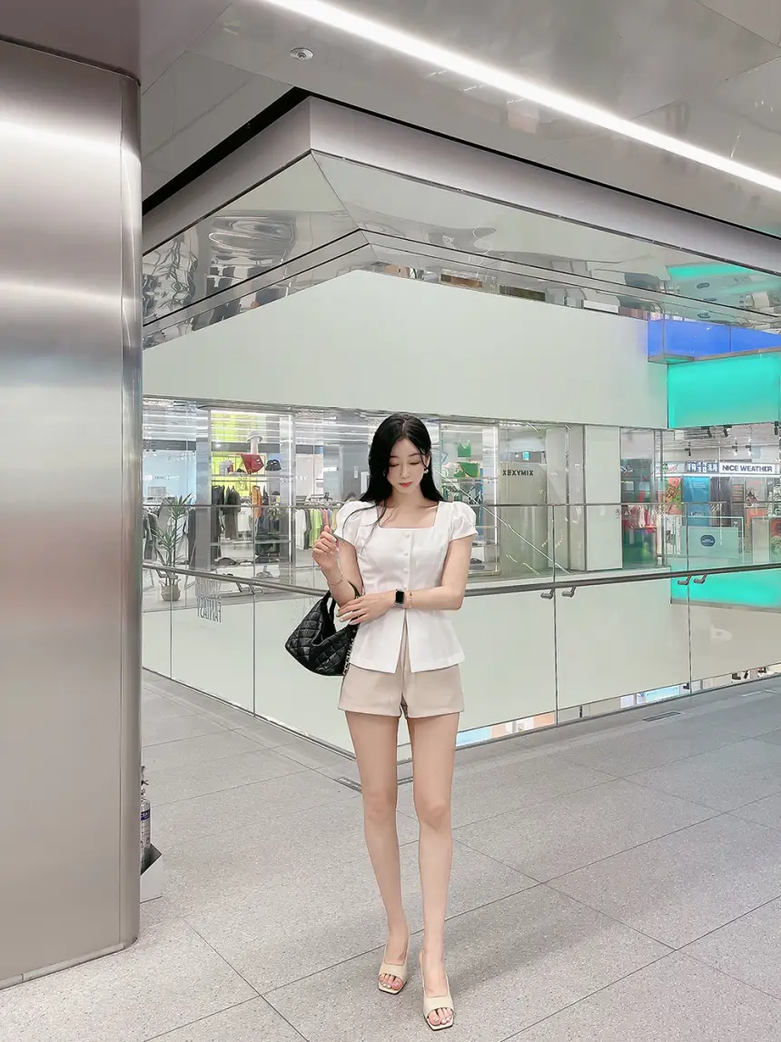 프렌치 스타일 사각 넥 리본 셔츠 상세 이미지 27
