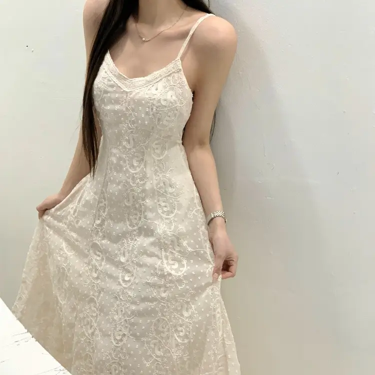 V넥 레이스 자수 슬리브리스 수입 원피스 상세 이미지 5