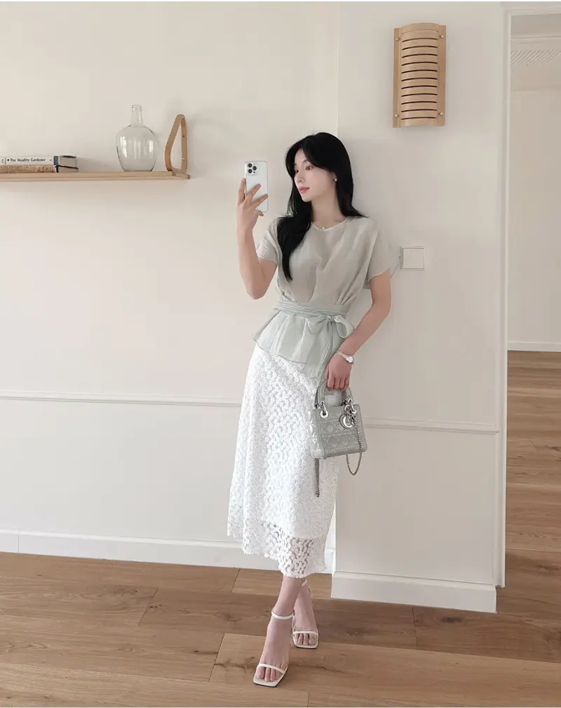 여성 라운드넥 리본 셔츠 블라우스 상세 이미지 6