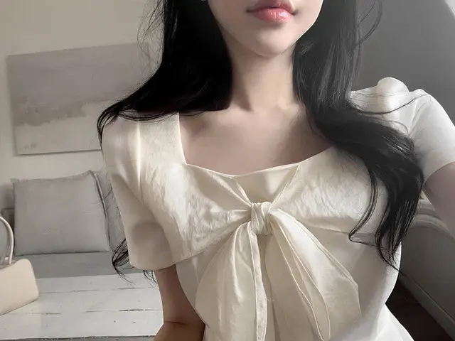 스퀘어 넥 리본 장식 셔츠 상세 이미지 5