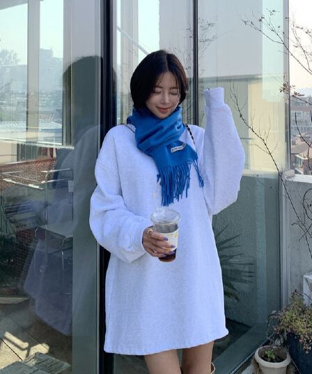 크기 있음 업데이트 한국 chic 라운드 넥 루즈핏 털이 있고 두꺼운 보온 도파민 후드티 드레스
