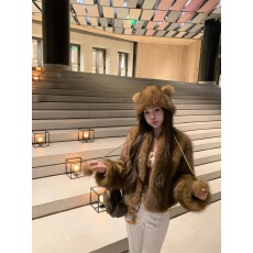 批发OYFF 11/10 20点 可可酱 日常好穿环保皮草毛毛外套&小熊帽子组合