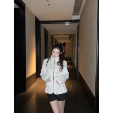 批发11.29 白夜繁星／香亮片皮草外套 环保毛贵气大姐姐<b class='q'>冬</b>日外套