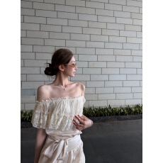 批发yangzifan画廊少女 春夏法式不规则花边上衣短裙<b class='q'>套装</b>女显瘦两件套