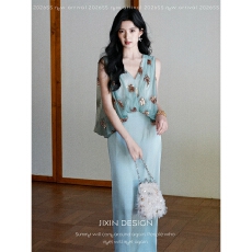 批发寄信“碧玺”轻盈透感仙气亮片刺绣法式复古连衣裙缎面<b class='q'>长款</b>裙子