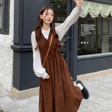 批发灯芯绒秋装甜美森系中长款收腰A字裙V领背带<b class='q'>连衣裙</b>女套装裙