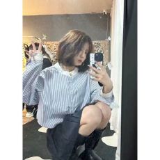 批发设计感小众千金蓝白条纹长袖衬衫女韩系减龄<b class='q'>百搭</b>宽松短款上衣衬衣