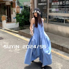 批发法式度假风气质蓝色背心连衣裙女夏季新款设计感收腰显瘦a字长裙