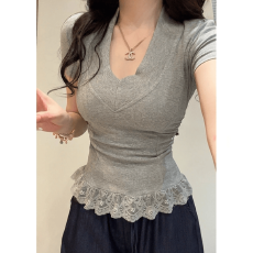 批发美式辣妹V领<b class='q'>短袖</b><b class='q'>T</b>恤衫女夏拼接蕾丝边褶皱百搭上衣