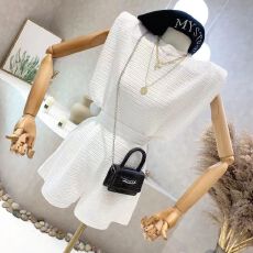 批发气质洋气时尚套装夏季<b class='q'>宽松</b>无袖高级感<b class='q'>上衣</b>高腰短裤贴身休闲两件套