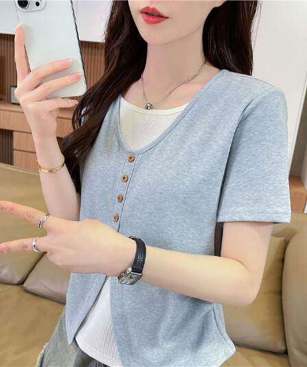 실사 한국 스타일 페이크 레이어드 반팔 티셔츠 여성 2026 년 새로운 디 상마 면 싸움 플러그 색상 맨위