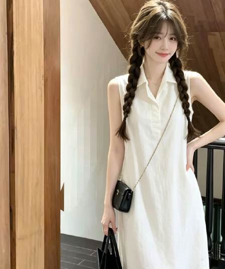2026 미니멀리즘 폴로 칼라 민소매 여성 드레스 여름 루즈핏 슬림해 보이는 품격 출퇴근 바람 단색 스트레이트 중간 길이 스커트