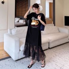 批发外贸爆款胖mm大码花边<b class='q'>连衣裙</b>子碎花蕾丝宽松<b class='q'>夏装</b>长款过膝T恤裙