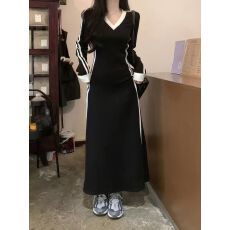 批发法式长袖v领撞色收腰显瘦小众设计长裙黑色<b class='q'>气质</b>显瘦高级感连衣裙