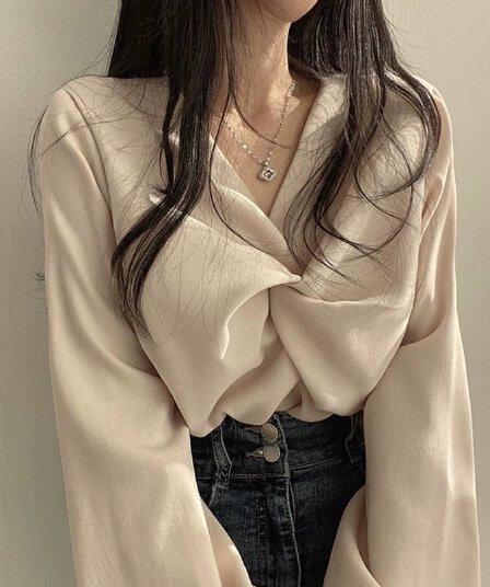 한국 chic 가을 프랑스식 품격 주름 V넥 비틀림 디자인 루즈핏 캐주얼 단색 긴팔 셔츠 맨위
