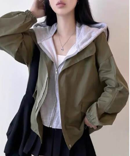 한국 chic 가을 디자인 센스 단색 캐주얼 페이크 레이어드 후드 지퍼 벌룬 소매 루즈핏 바람막이 여성 코트