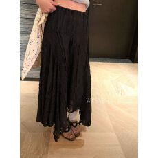 批发2026春季新款<b class='q'>雪纺</b>蕾丝压花设计感不规则飘逸百搭<b class='q'>半身裙</b>显瘦长裙女