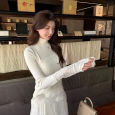 批发设计感半高领蕾丝拼接纽扣加绒气质显瘦百搭不挑人打底上衣