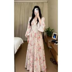 批发<b class='q'>连衣裙</b>女2026春季新款法式气质V领设计感收腰显瘦碎花中长款裙子