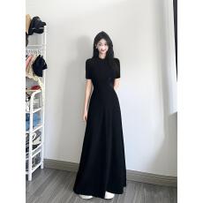 批发韩风圆领短袖袖<b class='q'>女</b>连衣裙长款气质前后不开破黑色辣妹修身内搭裙子