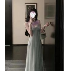 批发大码~ 漂亮出片温柔气质风夏季亮片飘带吊带收腰显瘦连衣裙女