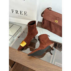 批发2025新款百搭猫跟瘦瘦靴小众法式金属扣子短靴细跟高跟女靴