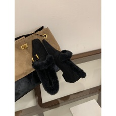 批发2025新款晚晚风尖头加绒内增高加绒毛毛鞋单鞋<b class='q'>时尚</b>舒适毛鞋女