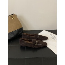 批发2025年新款冬季<b class='q'>时尚</b>气质尖头粗跟加绒保暖外穿毛毛鞋女