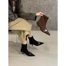 2025新款秋冬尖头瘦瘦靴细跟高跟时尚舒适加绒金属扣时装靴女