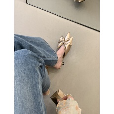 2026新款春夏韩系细跟尖头蝴蝶结简约舒适包头半拖外穿通勤拖鞋女