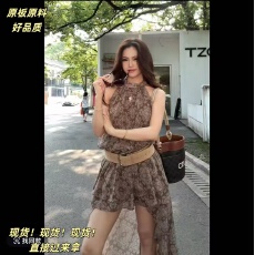 批发莉莉子-紫夜 同色<b class='q'>打底</b>裤+腰带设计感夏季度假风气质裙摆连衣裙
