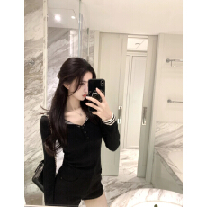 批发<b class='q'>时尚</b>学院风海军领长袖针织衫秋冬新款修身显瘦减龄打底衫包臀短裤