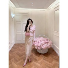 批发套装女2026新款<b class='q'>冬</b>装温柔粉色绑带收腰针织衫毛衣显瘦网纱半身裙