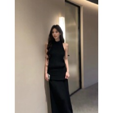 批发巨好看2026穿搭一整套韩系气质黑色无袖背心开衫外套显瘦半身裙