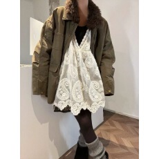 批发韩系宽松百搭保暖夹克外套女秋冬新款纯欲<b class='q'>蕾丝</b>气质<b class='q'>背心裙</b>两件套装