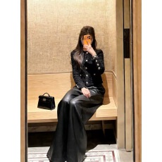 批发2026巨好看搭配一整套千金风气质感单排扣开衫短外套显瘦百搭皮裤