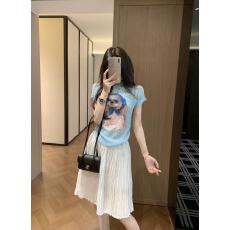 批发洋气时尚套装2026夏季休闲百搭印花褶皱短袖T恤女高腰半身裙套装