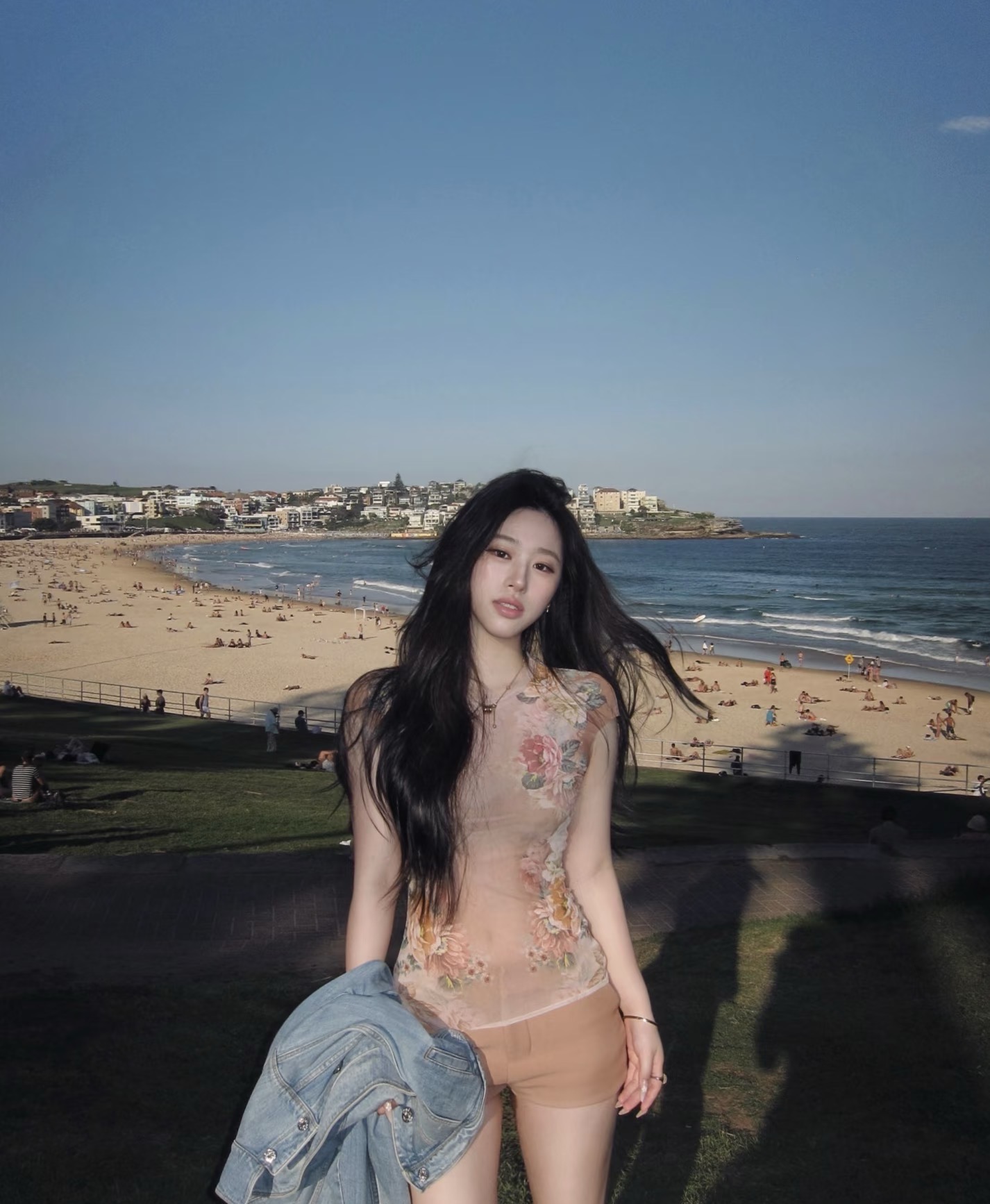 아메리칸 순수한 욕망 섹시함 프린트 민소매 만나는 조끼 핫걸 바람 슬림해 보이는 새로운 맨위 경기 하이웨이스트 반바지 세트