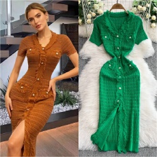 批发2026夏新款<b class='q'>欧美</b>跨境优雅气质V领修身短袖流苏小众针织连衣裙显瘦