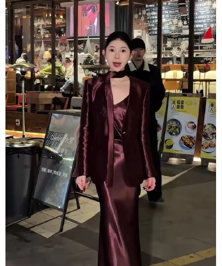 고급 센스 품격 정장 세트 여성 2026 봄 새로운 아세트산 새틴 정장 재킷 슬립 드레스 투피스 세트