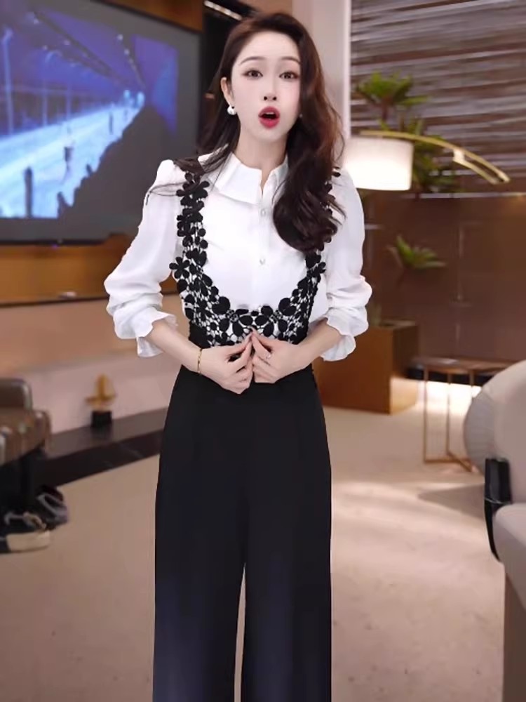 홀로우 아웃 레이스 디자인 자이언트 잘 생긴 절묘한 고급 멜빵 바지 2026 이른 봄 폭발 유럽 역 점프 슈트