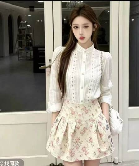 프랑스식 작은 샤넬 스타일 자카드 홀로우 아웃 스탠드 칼라 여성 셔츠 여름 새로운 하이웨이스트 슬림해 보이는 꽃무늬 반신 미니 스커트 세트