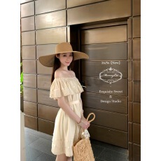 批发恋恋假期 棉布花边一字肩度假连衣裙