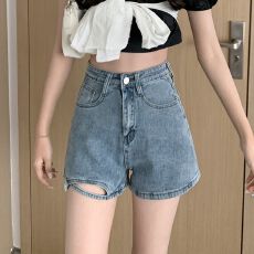 批发得物高品质 小众复古高腰牛仔短<b class='q'>裤</b>梨形<b class='q'>显瘦</b>剪裁夏季A字阔腿热<b class='q'>裤</b>
