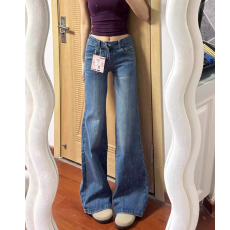 批发<b class='q'>韩国</b>东大门女装 美式辣妹喇叭裤女秋冬低腰不贴腿微喇阔腿<b class='q'>牛仔裤</b>
