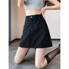 批发网红同款 26夏季黑色碎花牛仔半身裙女高腰辣妹A字设计感包臀短裙