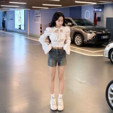 批发直播高腰修身弹力牛仔<b class='q'>短裤</b><b class='q'>女</b>夏季复古水洗做旧显瘦百搭直筒热裤子