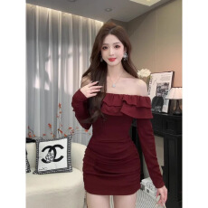 批发己出货 <b class='q'>荷叶边</b>辣妹风设计感<b class='q'>连衣裙</b>显瘦包臀短裙