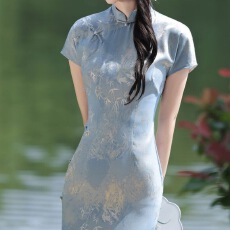 批发己出货 绝美改良国风<b class='q'>旗袍</b>新中式优雅